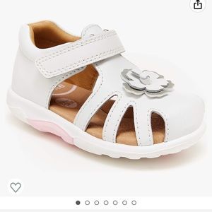 Stride Rite Eleni white sandal, size 4XW, worn once